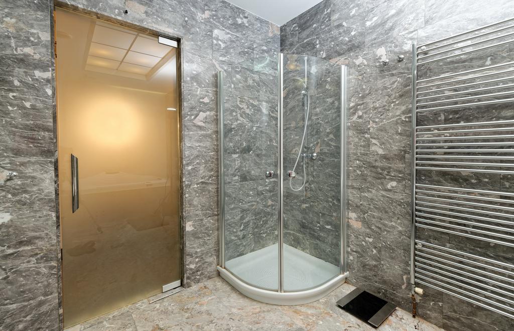 Neoclassical Luxury Apartment Ljubljana Buitenkant foto
